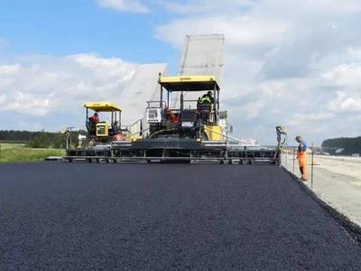 新式省錢的秘密寶典 寶馬格攤鋪機(jī)在道路建設(shè)中的高效經(jīng)濟(jì)之道